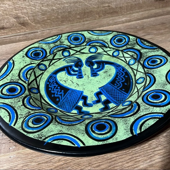 Mexican Terracotta Clay Pottery Kokopelli Hand Painted Folk Art Wall Plate 12” - Picture 5 of 10